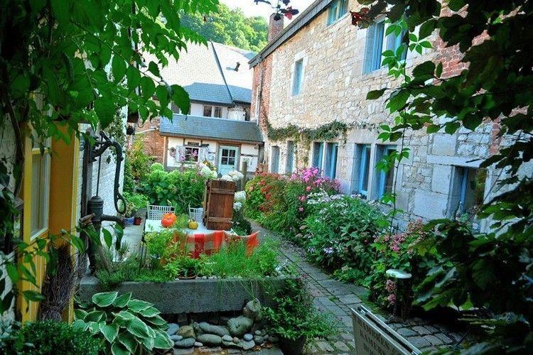 Arbre Dresse Villa Somme-Leuze Oda fotoğraf